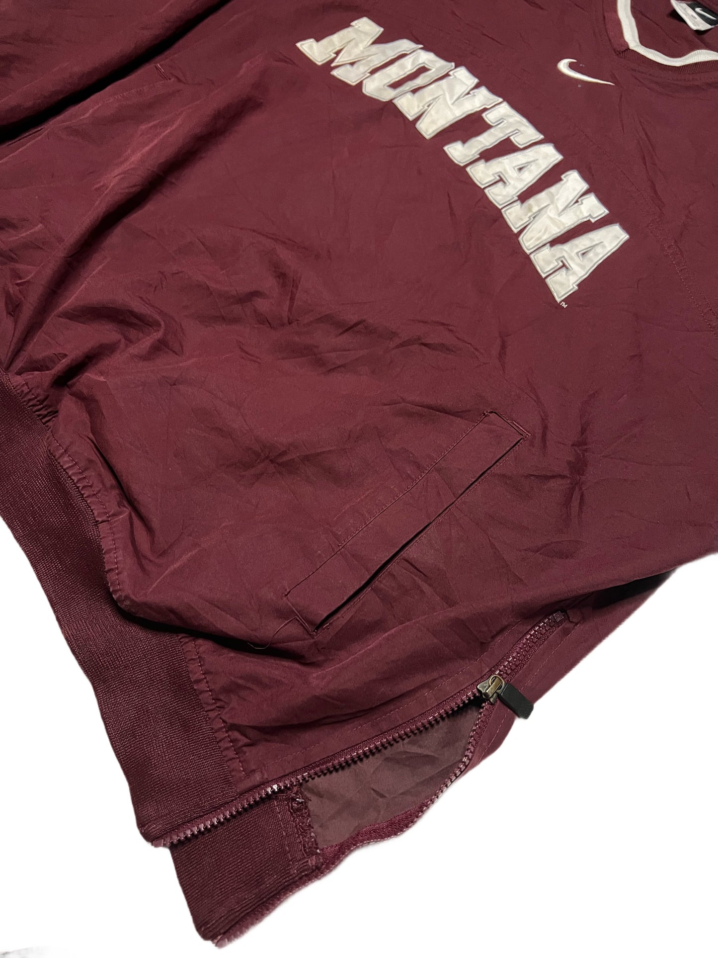 (L) Nike Montana Windbreaker